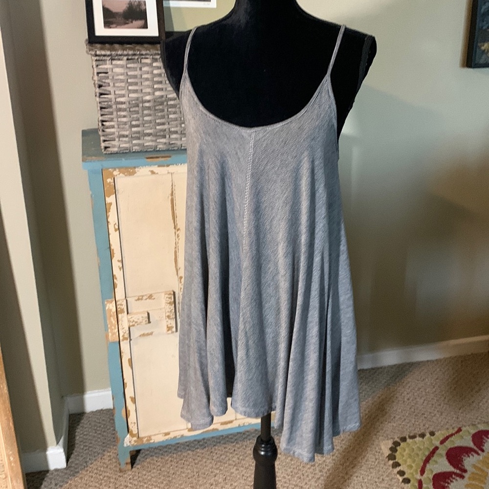 Cupio Pinstripe Spaghetti Strap Swing Top. Size Large
